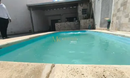 Casa com 2 quartos à venda no Wanel Ville, Sorocaba  por R$ 350.000