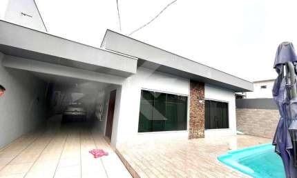 Casa a venda com 1 suite + 3 dormitórios bairro Barra do Rio.