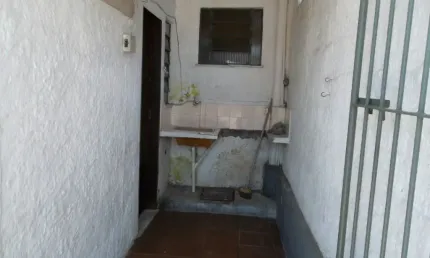 Casa com 2 quartos para alugar no Mutuá, São Gonçalo 