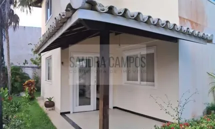 Casa com 4 quartos para alugar no Buraquinho, Lauro de Freitas 