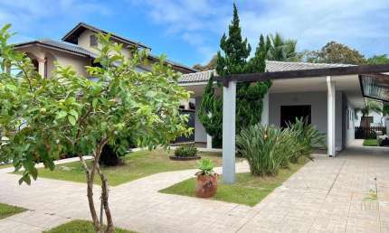 Venda Casa em Condomínio com 4 Quartos e 1 Suíte na Morada da Praia, Bertioga-SP - 229m² - 2 Vagas de Garagem!