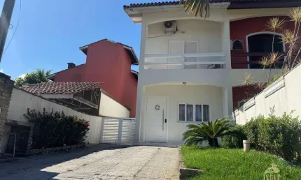 CASA A VENDA EM MORADA DA PRAIA - BERTIOGA/SP  IMÓVEL A VENDA: 3 SUÍTES, 2 SALAS, 190m²  AGENDE SUA VISITA!
