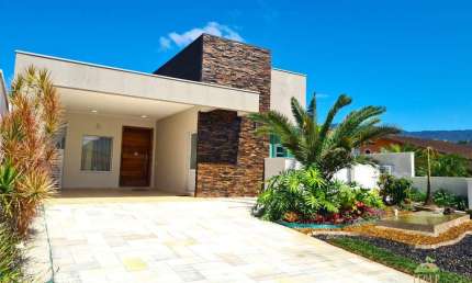 Imóvel de alto padrão no Condomínio Morada da Praia, Bertioga/SP! Casa de 4 suítes com área de 305m²! Confira!