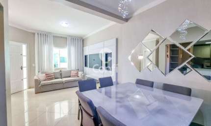 Sobrado 3 Quartos à venda 129 m² - R$ 838.750 - Santa Cândida - Curitiba/PR