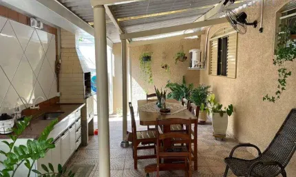 Casa com 4 dormitórios à venda, 224 m² por R$ 750.000,00 - Parque Estoril - São José do Rio Preto/SP