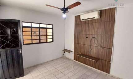 Casa com 2 quartos à venda na Rua Adelina Alario Buzzini, Jardim Antunes, São José do Rio Preto