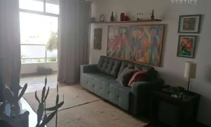 Apartamento com 3 dormitórios à venda, 140 m² por R$ 530.000