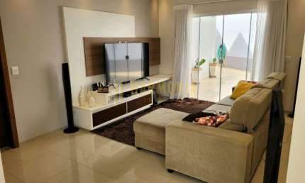 Linda casa terrea a venda proximo ao antigo shopping Tropical