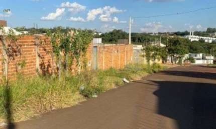 Terreno à venda no Residencial Ravena, Araraquara 