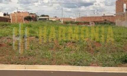 Terreno à venda no Residencial Alamedas, Araraquara 
