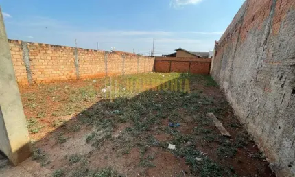 Terreno à venda no Jardim Adalberto Frederico de Oliveira Roxo II, Araraquara 