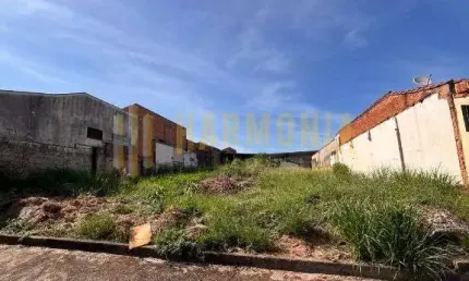 Terreno à venda na Vila Santana, Araraquara 