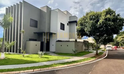 Lindo sobrado a venda condominio Quinta das Tipuanas