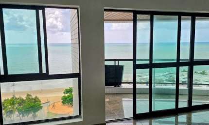 Apartamento com 3 quartos, 3 vagas, andar alto/vista para o mar