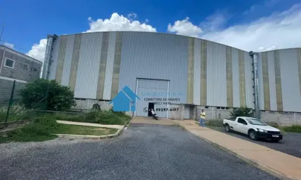 DISTRITO INDUSTRIAL Galpão 4.200M² C/escritorio no mezanino e 5 docas
