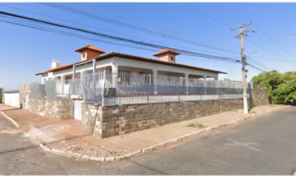 Casa com 3 quartos à venda no Jardim Guanabara, Cuiabá 