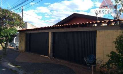 Excelente casa em terreno de 324m² com 03 dormitórios (01 suíte)