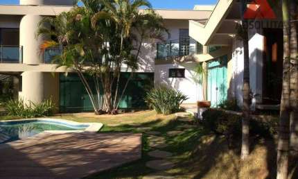Excelente casa de 472 m² para venda no Werner Plaas