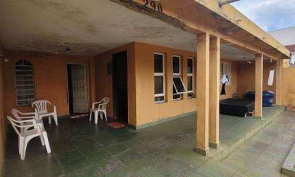 Casa com 4 dormitórios à venda, 200 m² por R$ 500.000 - Jardim São Roque - Americana/SP