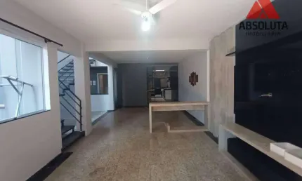 Casa com 3 dormitórios para alugar, 197 m² por R$ 3.915,34/mês - Parque Universitário - Americana/SP