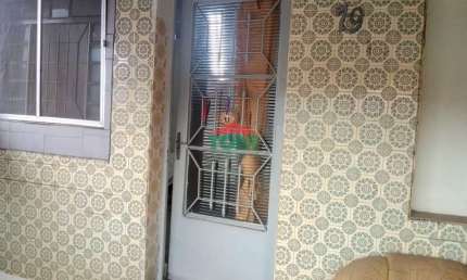 OPORTUNIDADE ÚNICA: Casa à venda na Vila Santa Terezinha, Itu-SP. 3 quartos, 2 salas, 2 banheiros, 1 vaga de garagem, 136 m² de área.