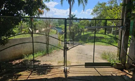 Chácara para Venda em Taubaté, Jardim Sandra Maria, 3 dormitórios, 1 suíte, 2 banheiros, 6 vagas