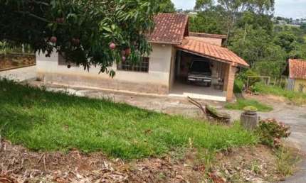 Chácara para Venda em Taubaté, Cataguá, 2 dormitórios, 2 banheiros, 3 vagas