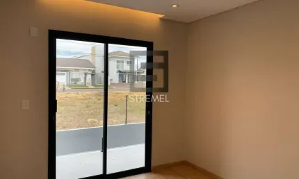 Sobrado para Venda em Guarapuava, Boqueirão, 3 dormitórios, 1 suíte, 3 banheiros, 2 vagas