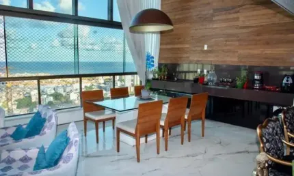 Apartamento Duplex Cinco Quartos para venda no Horto Florestal