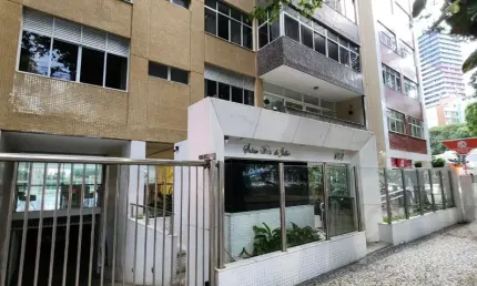Apartamento com quatro quartos para venda no bairro campo grande