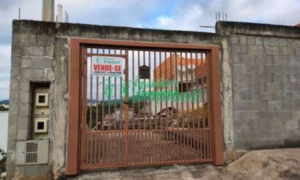 Terreno com construção à venda no Jardim Brasil em Várzea Paulista