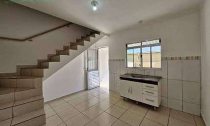 Casa com 1 quarto para alugar no Centro, Várzea Paulista 