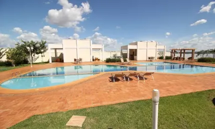 Casa em condomínio fechado com 3 quartos à venda na AVENIDA XX, 800, Centro, Sertãozinho, 120 m2 por R$ 556.500