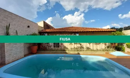 Casa com 3 quartos à venda na Rua Albert Einstein, 10, Vila Tamandaré, Ribeirão Preto por R$ 730.000