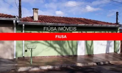 Casa com 3 quartos à venda na AUGUSTO PAULINO GOUVEIA, Centro, São Simão por R$ 324.450