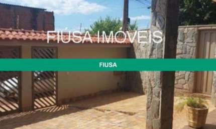 Casa com 3 quartos à venda na Rua Armando Marabesi, Parque Residencial Cidade Universitária, Ribeirão Preto por R$ 484.100