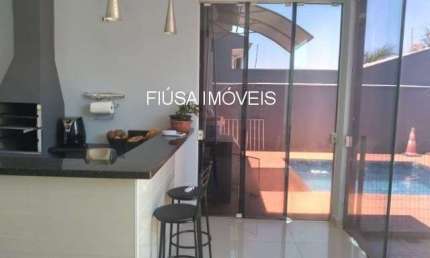 Casa com 3 quartos à venda na Jardim das Acácias em Cravinhos, Jardim das Acacias, Cravinhos por R$ 724.605