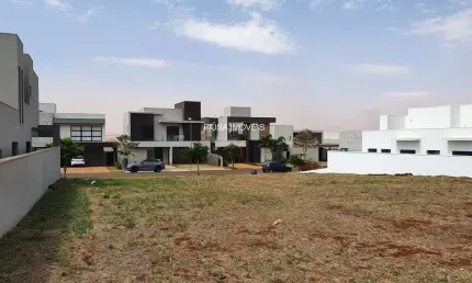 Terreno à venda na Avenida Luiz Eduardo Toledo Prado, 4300, Vila do Golf, Ribeirão Preto por R$ 630.000