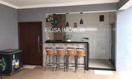 Casa com 3 quartos à venda na R 1, 1, Jardim Nova Europa, Sertãozinho por R$ 594.825