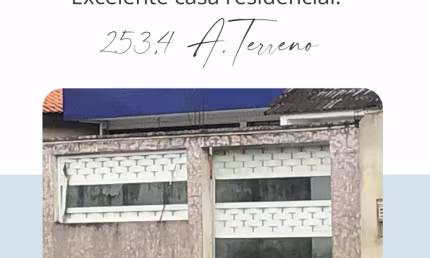 Casa com 3 quartos à venda na Praça Bernardo Ferreira Machado, Jardim Botujuru, Jacupiranga