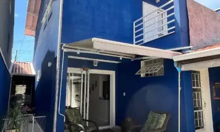 Sobrado com 3 dormitórios sendo 1 suíte 2 vagas piscina área gourmet completajardim sarapiranga, jundiaí