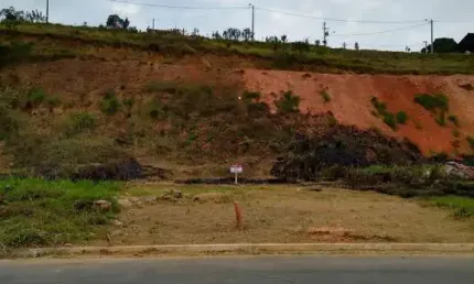 TERRENO RESIDENCIA/COMERCIAL 315M² NO PARQUE PETRÓPOLIS EM VÁRZEA PAULISTA
