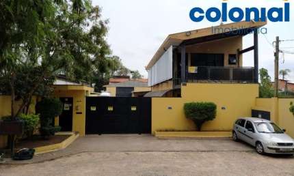 Galpão comercial à venda em Jundiaí-SP, Poste: 8 salas, 6 banheiros, 12 vagas, 712m² - Ótima oportunidade!