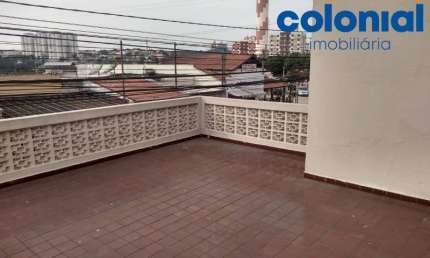 Sobrado em Jundiaí-SP, Vila das Hortências: 2 quartos, 2 salas, 4 banheiros, 4 vagas e 229m².