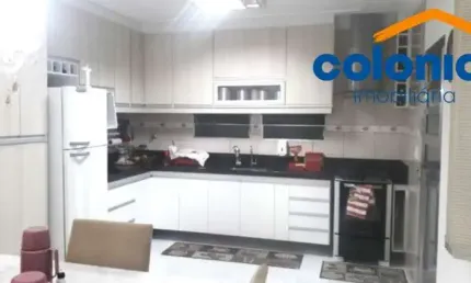 SOBRADO A VENDA PARQUE RESIDENCIAL JUNDIAÍ, 3 DORMITÓRIOS, SENDO 1 SUÍTE, PISCINA E 2 VAGAS DE GARAGEM COBERTA. PARQUE RESIDENCIAL JUNDIAÍ, JUNDIAÍ.
