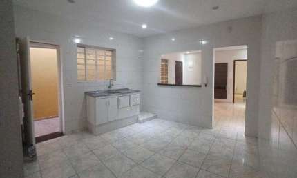 CASA VILA PROGRESSO 2 QUARTOS + ESCRITÓRIO e CHURRASQUEIRA EM JUNDIAÍ