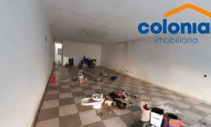 Salão Comercial para Locação em Jundiaí-SP, Bairro Anhangabaú: 5 Salas, 2 Banheiros, 307m² de Área