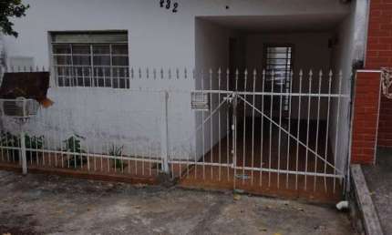 CASA ANTIGA PARA REFORMA COM 2 QUARTOS E EDÍCULA NO JARDIM DO LAGO EM JUNDIAÍ