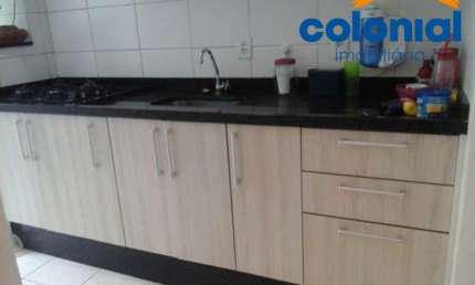 APARTAMENTO 2 QUARTOS, SALA COM SACADA, PISCINA E SEGURANÇA