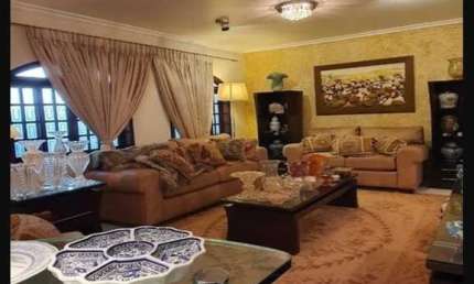 CASA TÉRREA COM 3 QUARTOS SENDO 2 SUÍTES A VENDA JUNDIAÍ -SP